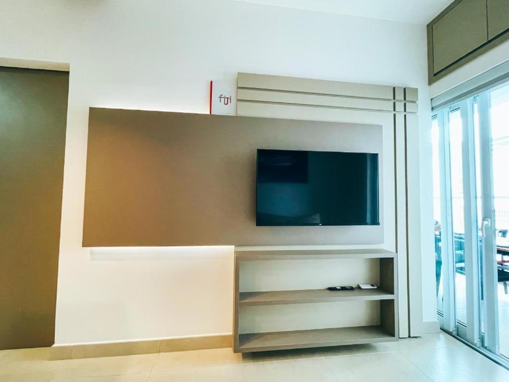 Aconchegante E Moderno Apartamento Pertissimo Da Praia Ubatuba Luaran gambar